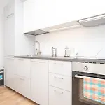 Mustamaee Next To Shops & Cinema - Free Parking Апартаменти