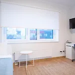 Mustamaee Next To Shops & Cinema - Free Parking Апартаменти *