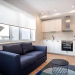 Mustamaee Next To Shops & Cinema - Free Parking Appartamento