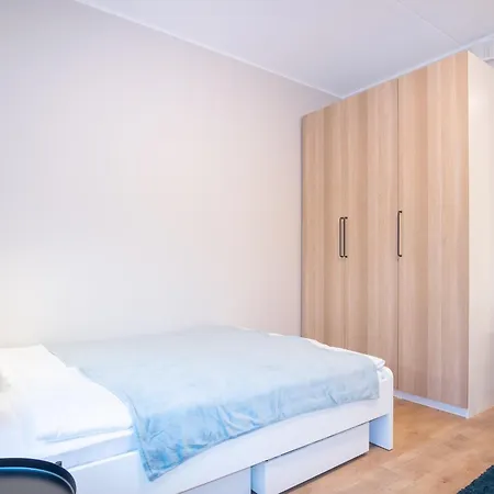 Mustamaee Next To Shops & Cinema - Free Parking Apartment Reval
