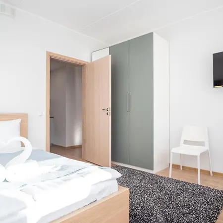 Spacious Mustamaee - Free Parking Apartment Tallinn