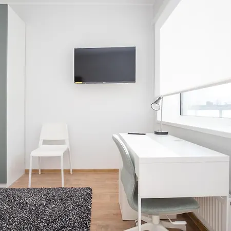 Apartment Spacious Mustamaee - Free Parking Tallinn