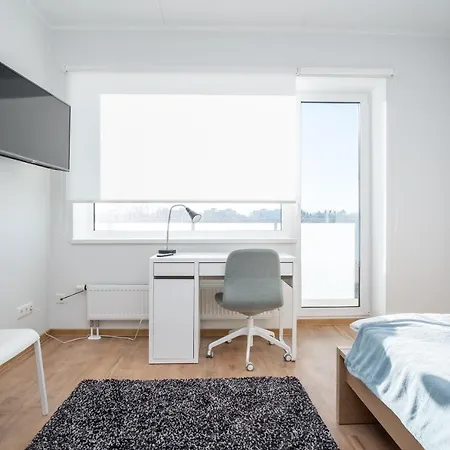 Spacious Mustamaee - Free Parking Appartement