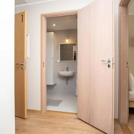 Spacious Mustamaee - Free Parking Appartement