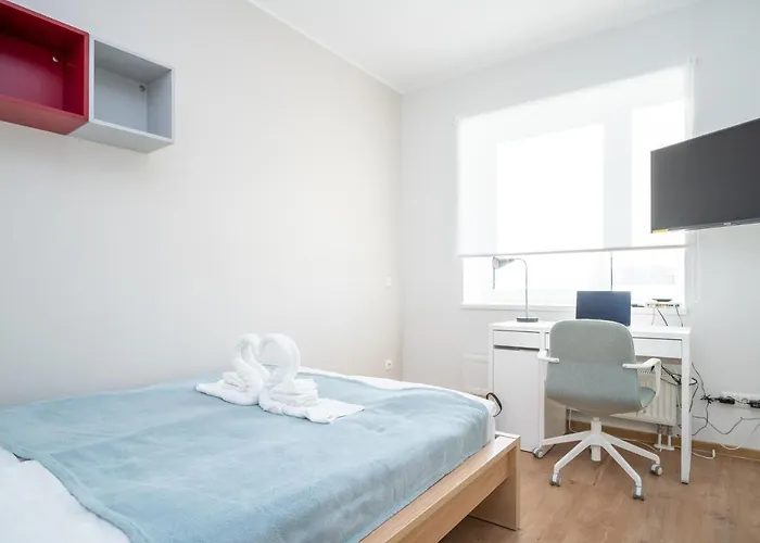 Apartment Spacious Mustamaee - Free Parking Tallinn