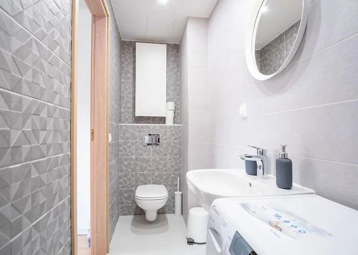 公寓 Spacious Mustamaee - Free Parking 塔林