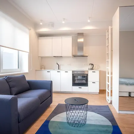 Апартаменты Spacious Mustamaee - Free Parking